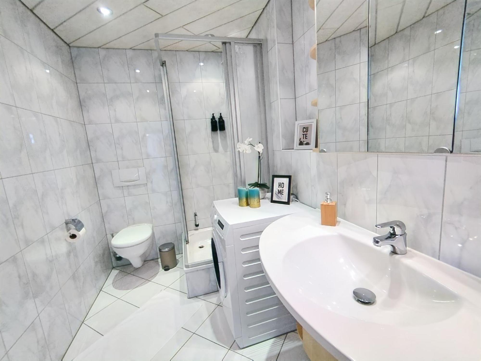 Seeblickapartment Fuer Bis Zu 12, Nuernberg & Schwabach In 30-35 Minuten Zu Erreichen, Sauna, Arbeitsplatz, Dachterrasse & Grill Spalt Exterior foto